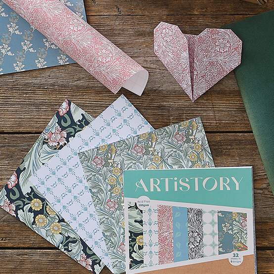 william-morris-hokuas-papercraft-paper-pack.jpg?sw=554&q=85