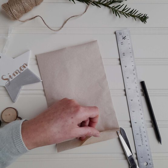 paper-bag-step-5.jpg?sw=554&q=85