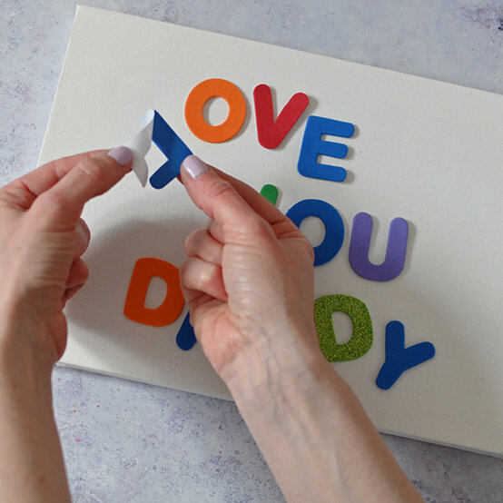 fathers-day-canvas-projects40.jpg?sw=554&q=85