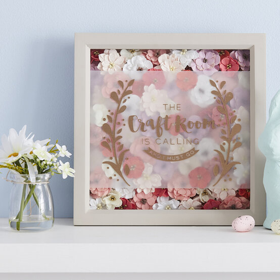 paper-flower-box-frame-square.jpg?sw=554&q=85