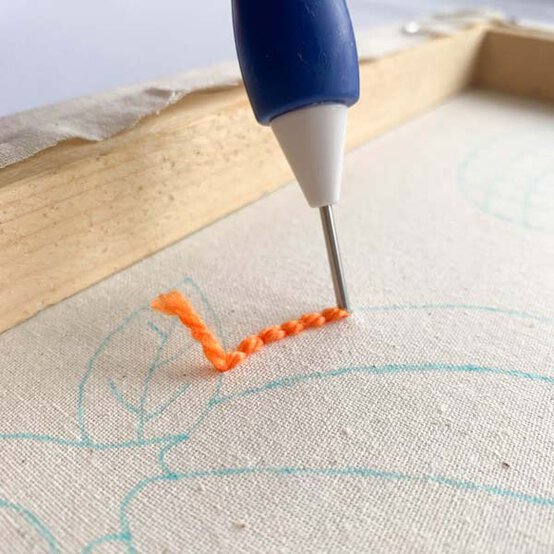 ideas%5Fhow%2Dto%2Dmake%2Dautumn%2Dpunch%2Dneedle%2Dcoasters%5Fstep%2D4a.jpg?sw=554&q=85