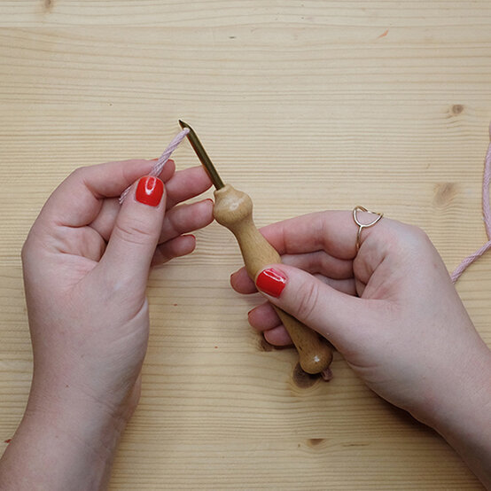 idea_get-started-in-punch-needle-beginner_step3.jpg?sw=554&q=85