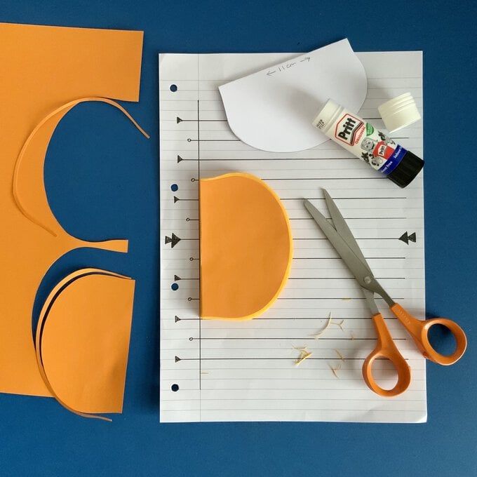 Idea_how-to-make-paper-pumpkins_step8.jpg?sw=680&q=85