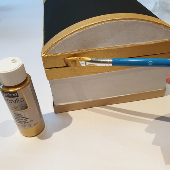 idea_kids-pirate-accessories-chest_step2c.jpg?sw=554&q=85