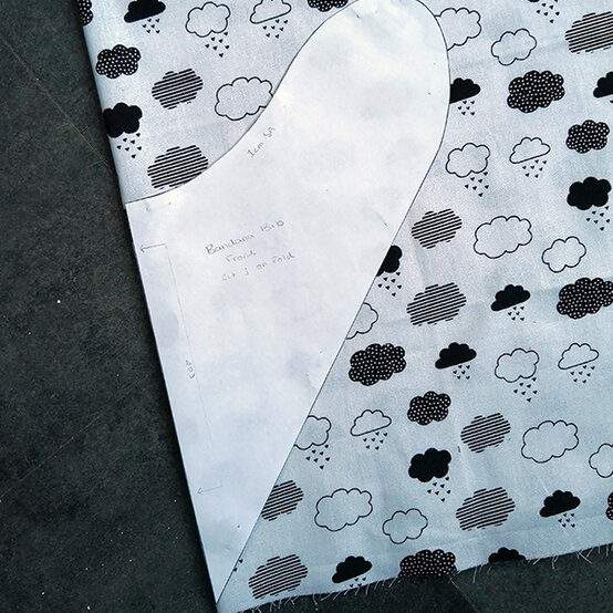 baby-bibs-15.jpg?sw=554&q=85