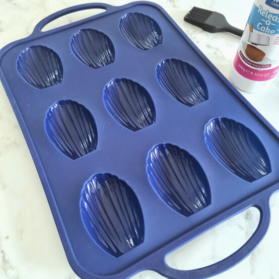 idea%5Fhalloween%2Dmadeleine%2Dmonsters%5Fstep1%2D18.jpg?sw=554&q=85