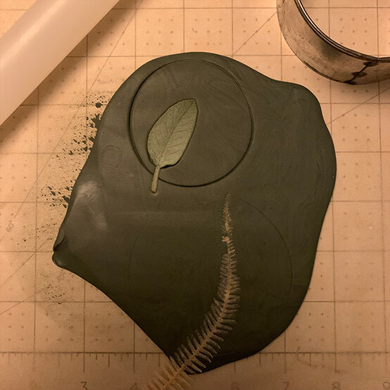 how-to-make-polymer-clay-decorations_step3a.jpg?sw=554&q=85