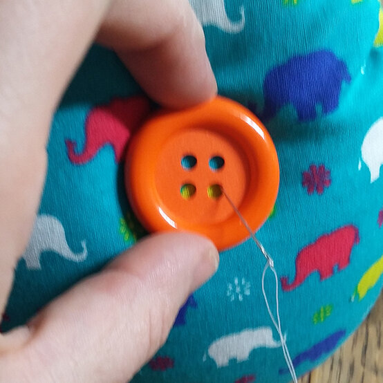 draught-excluder-step16.jpg?sw=554&q=85