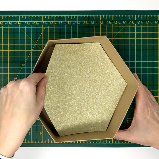 papercut-shadow-box_5_sq.jpg?sw=554&q=85