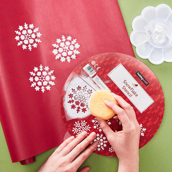 600x600_GSI_Gift_Wrap_Idea_2.jpg?sw=554&q=85