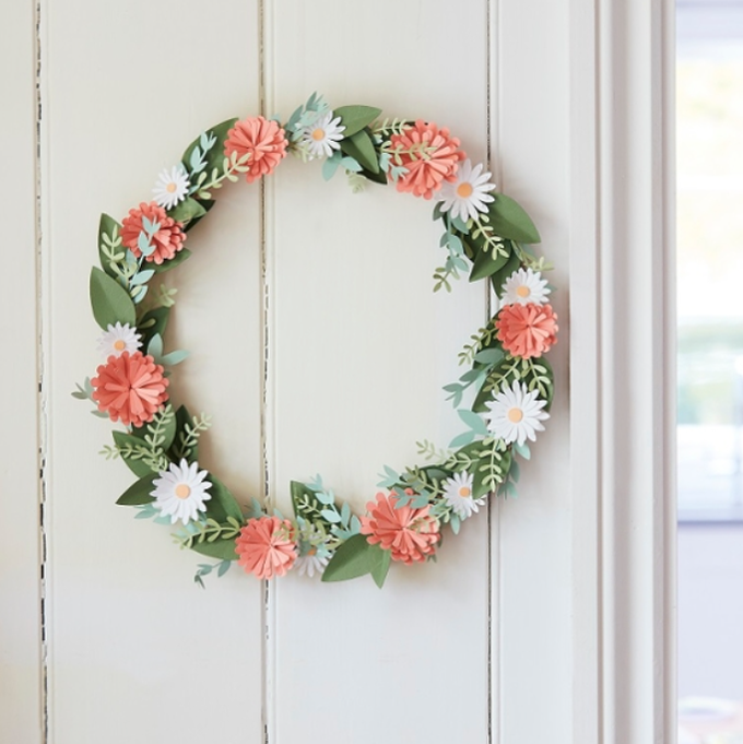 cricut-home-decor-spring-wreath.png?sw=680&q=85