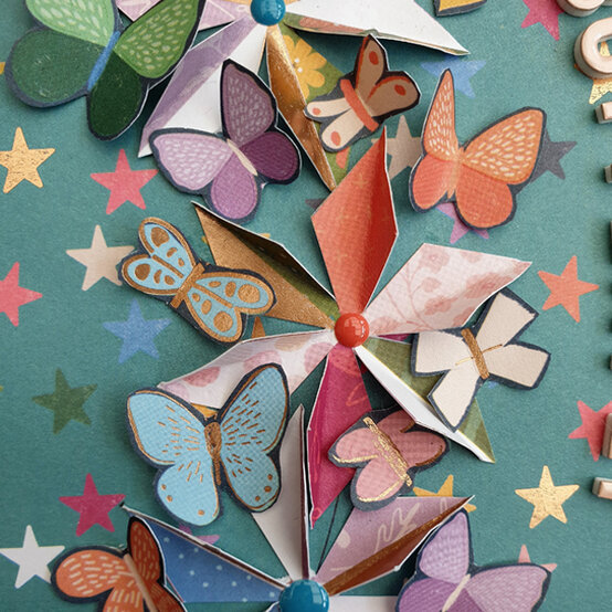 whimisical-scrapbook-page_step3.jpg?sw=554&q=85