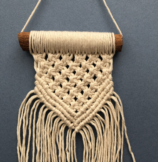 how_to_make_macrame_tree_decorations_step_12.jpg?sw=554&q=85