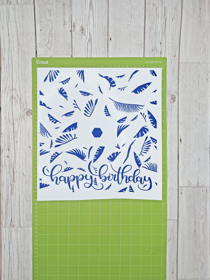 Cricut How to Personalise a Scrapbook with Adhesive Vinyl Hobbycraft