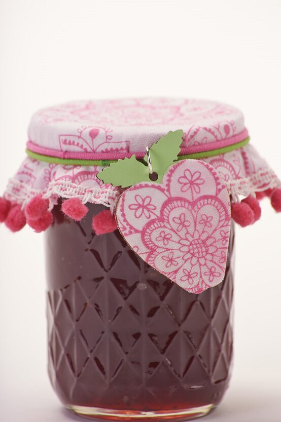 masonjars-20141125_10863-resize.jpg?sw=554&q=85