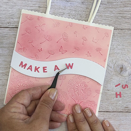 die%2Dcut%2Dprojects%2Dfor%2Dbeginners%5Fgift%2Dbag%2Dstep%2D3b.jpg?sw=554&q=85