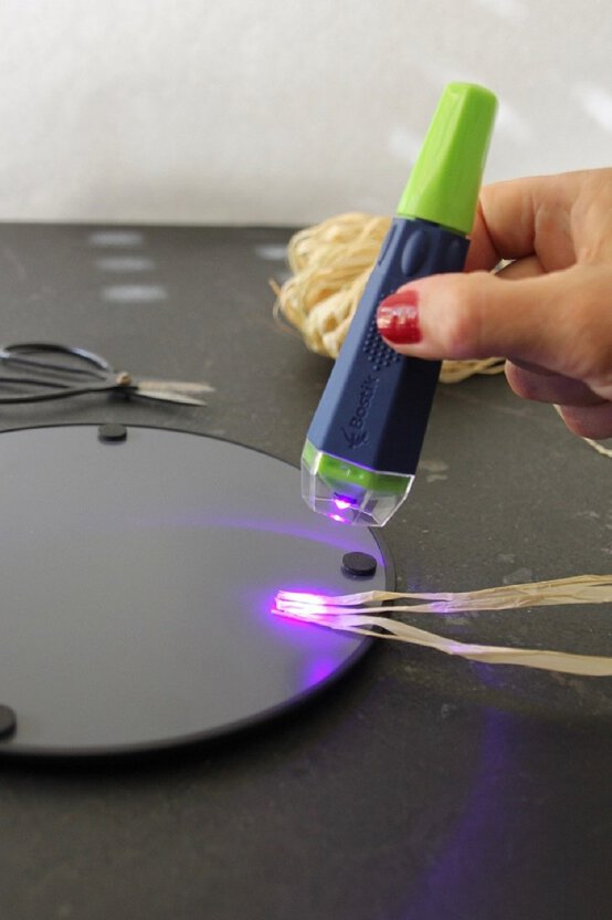 bohemian_raffia_mirror_glue_2.1.jpg?sw=554&q=85