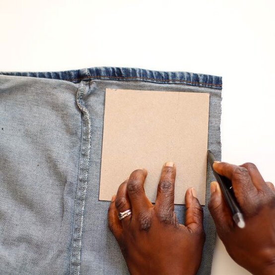 idea%5Fhow%2Dto%2Dsew%2Da%2Dpatchwork%2Dblanket%5Fstep%2D29.jpg?sw=554&q=85