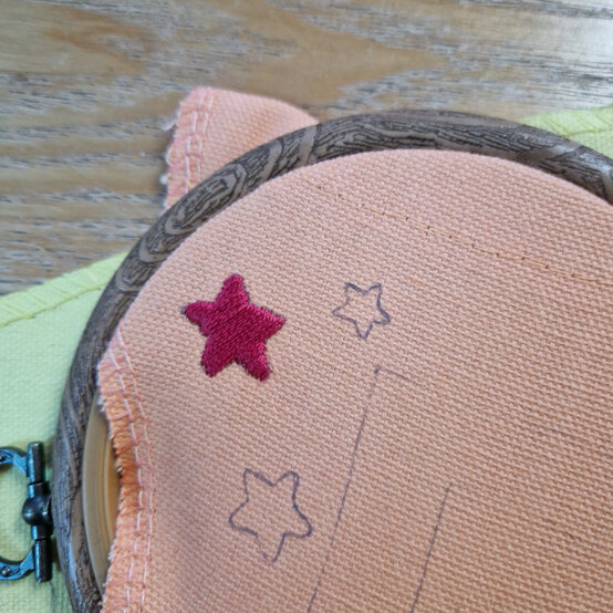 idea%5Fembroidered%2Dkids%2Dbunting%5Fstep%2D63.jpg?sw=554&q=85