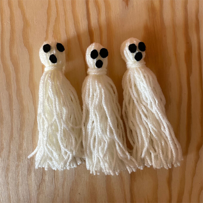 ghost-wall-hanging_4.jpg?sw=680&q=85