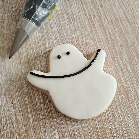 halloween-biscuits-5.jpg?sw=554&q=85