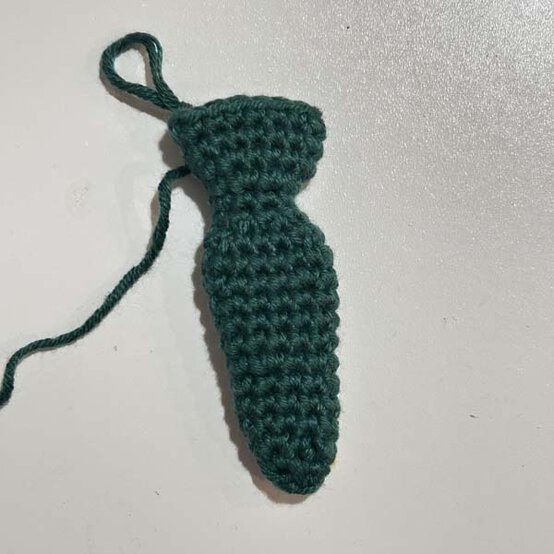 ideas%5Fhow%2Dto%2Dcrochet%2Dan%2Damigurumi%2Dfrog%5Farms%2D4.jpg?sw=554&q=85
