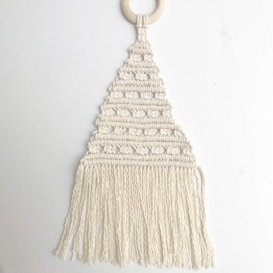 idea_macrame-medium-christmas-tree_step9.jpg?sw=554&q=85