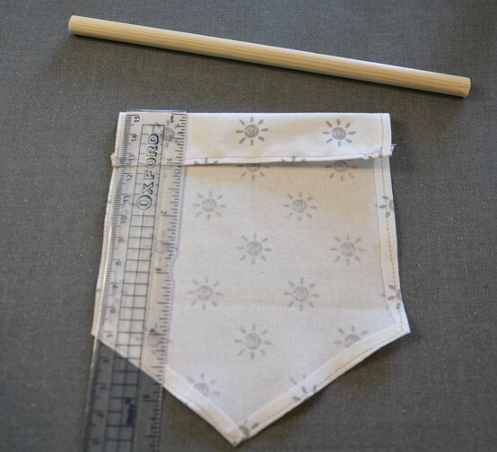 cricut_how_to_make_a_nursery_wall_hanging_step13.jpg?sw=554&q=85