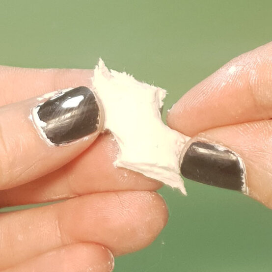 how-to-make-an-air-dry-clay-christmas-gnome_step-14b.jpg?sw=554&q=85