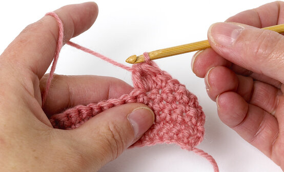 compendium-crochet-6.jpg?sw=554&q=85
