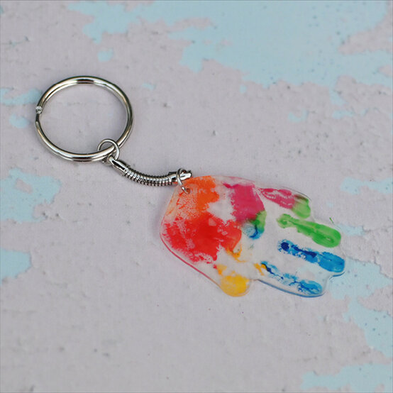 grandparents-key-chain-step-5_3.jpg?sw=554&q=85