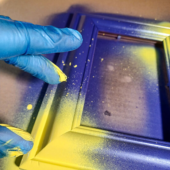 Frame%20Spray%20Paint_%20Step7c.jpg?sw=554&q=85