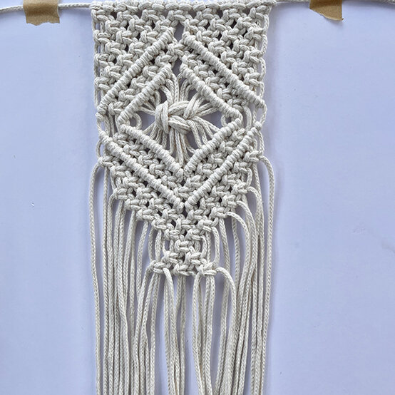 Idea_How-to-Make-a-Wedding-Macrame-Bouquet-Wrap_Step28.JPG?sw=554&q=85