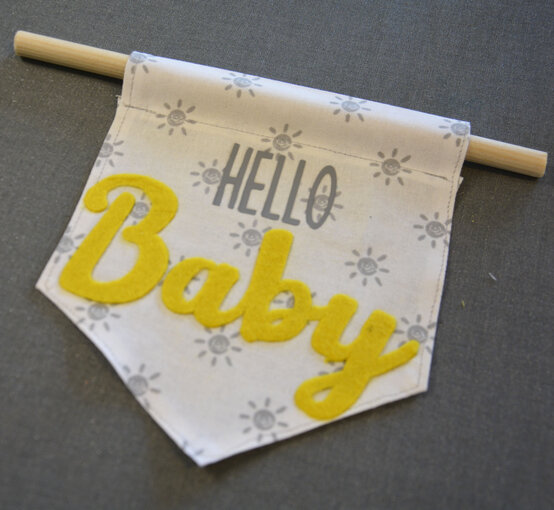 cricut_how_to_make_a_nursery_wall_hanging_step15_2.jpg?sw=554&q=85