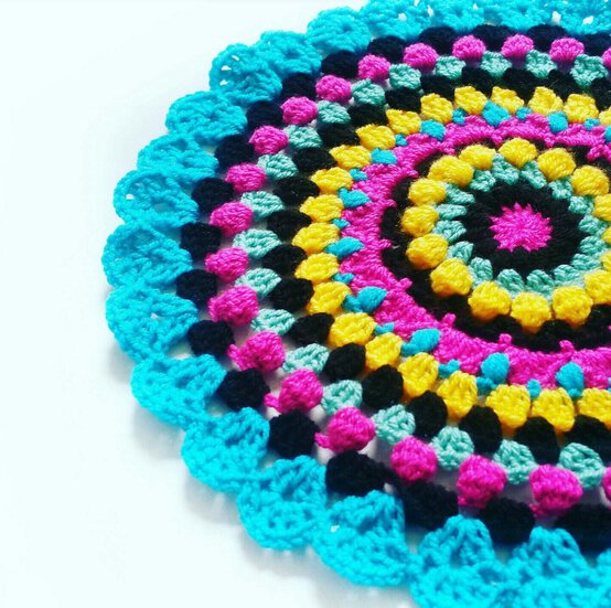 flora-folk-art-mandala-1.jpg?sw=554&q=85