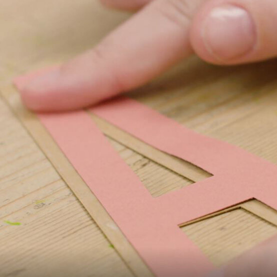 cricut-easter-bunting_step_12.jpg?sw=554&q=85