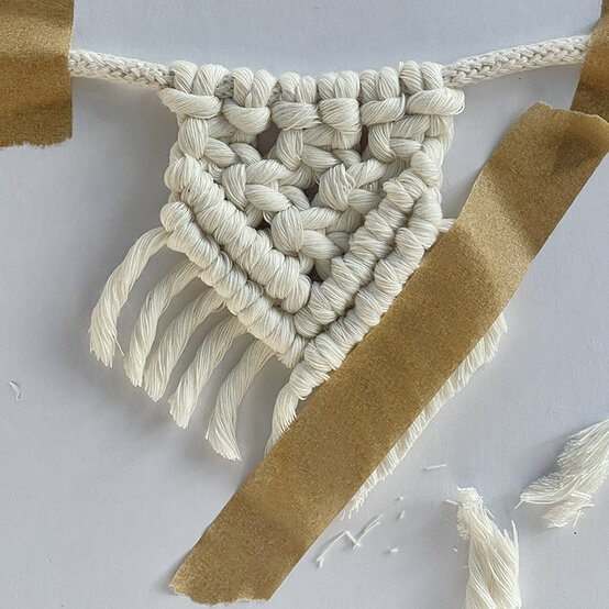 Idea_macrame-stash-busting-_hairclip-STEP9.jpg?sw=554&q=85