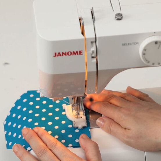 buttonpocket-step10.jpg?sw=554&q=85