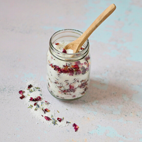 5_craft_ideas_for_sustainable_living_ideas22.jpg?sw=554&q=85