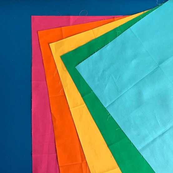 FabricBowBunting_Step1.jpg?sw=554&q=85