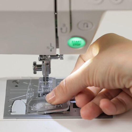 sewingmachine-step11.jpg?sw=554&q=85