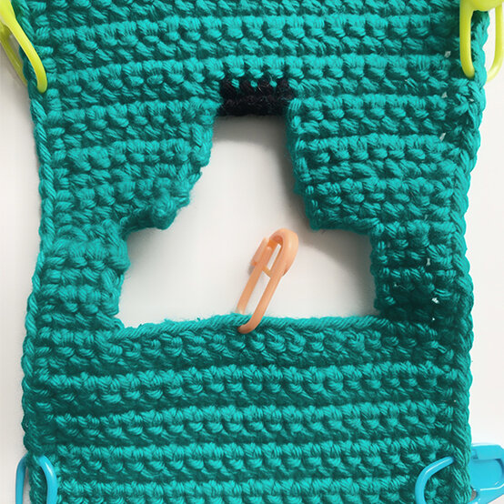 amigurumi-doll-10a.jpg?sw=554&q=85