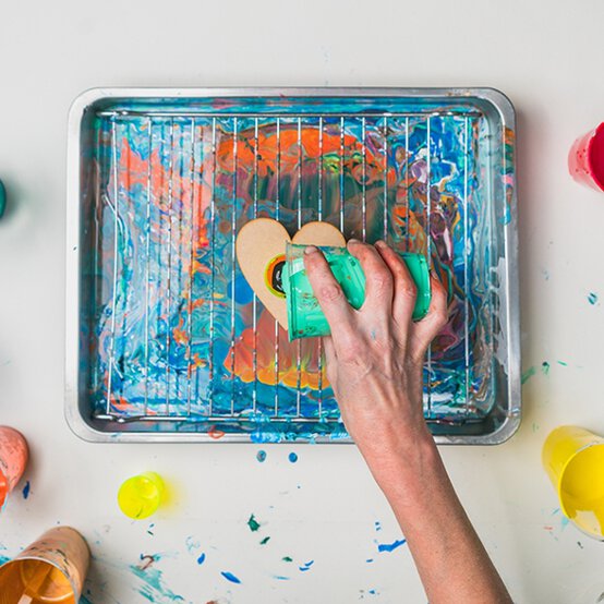 fluid-art-step-6.jpg?sw=554&q=85