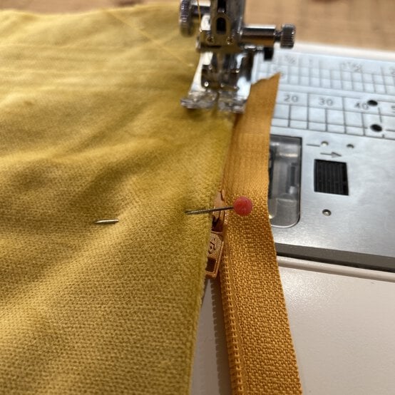 beginner-bargello_step-10_2.jpg?sw=554&q=85