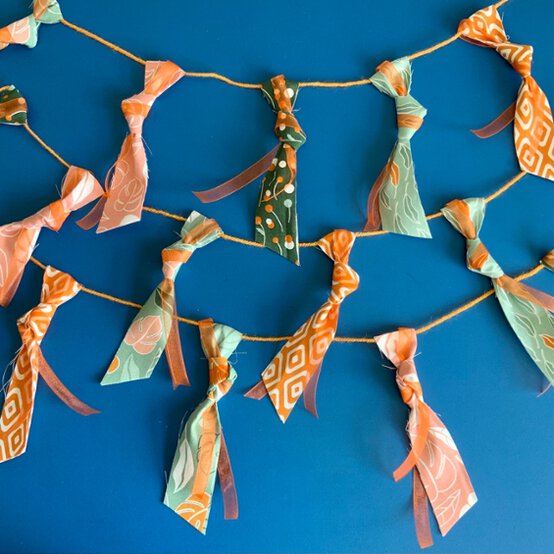 FabricKnotBunting_Step6.jpg?sw=554&q=85