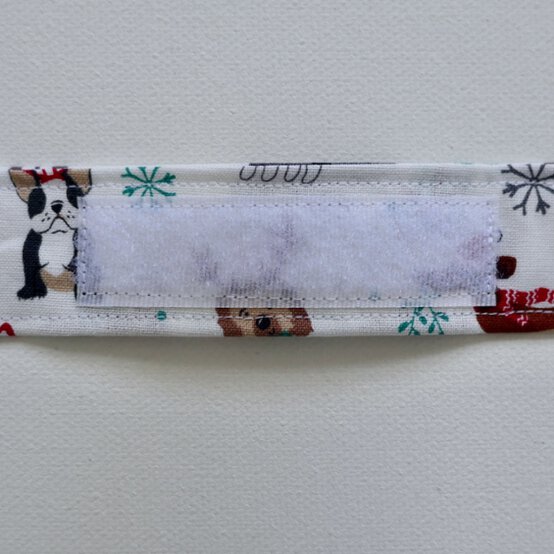how_to_sew_a_dog_collar_step%209.jpeg?sw=554&q=85