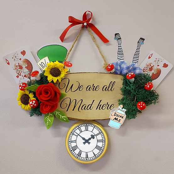 artisan-rachael-miller-multi-media-cricut.png?sw=554&q=85