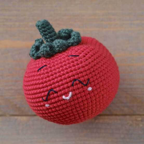 Idea_How-to-crochet-vegetables_Tomato.jpg?sw=554&q=85