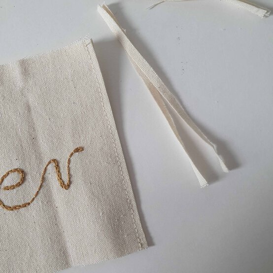 Idea_how-to-make-an-embroidered-stocking_step10c.jpg?sw=554&q=85