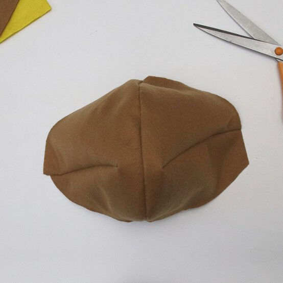 How-to-make-a-lion-costume-step3.jpg?sw=554&q=85